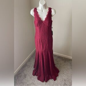Adrianna Papell Women’s Burgandy V-Neck Fit &Flare Sleeveless Dress s 6